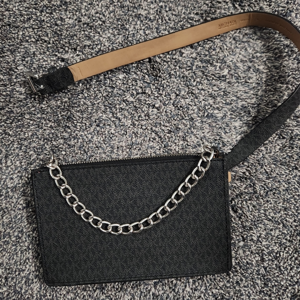 Brand new Michael kors fanny pack